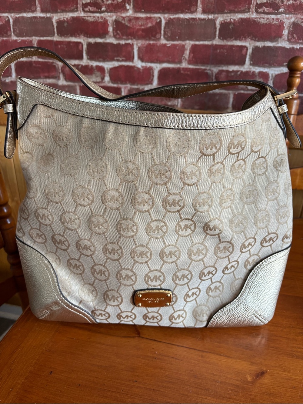 Michael Kors Gold-Tone Beige Logo Shoulder Bag